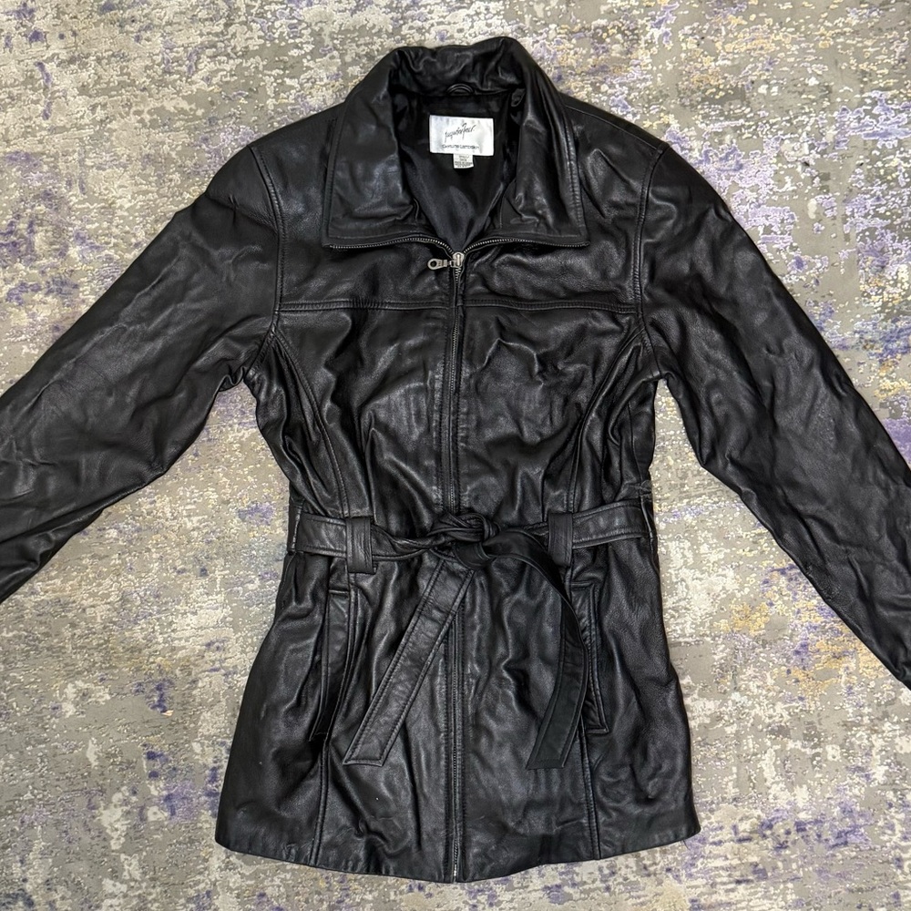Stylish Vintage Black Leather Jacket Size Small